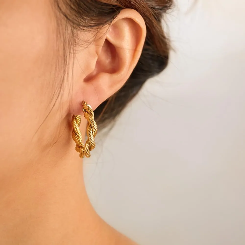 18K Gold Plated Twisted Hoop Earrings For Women Round Chunky Huggie Hoop Earrings Stainless Steel Everyday Fashion Jewelry