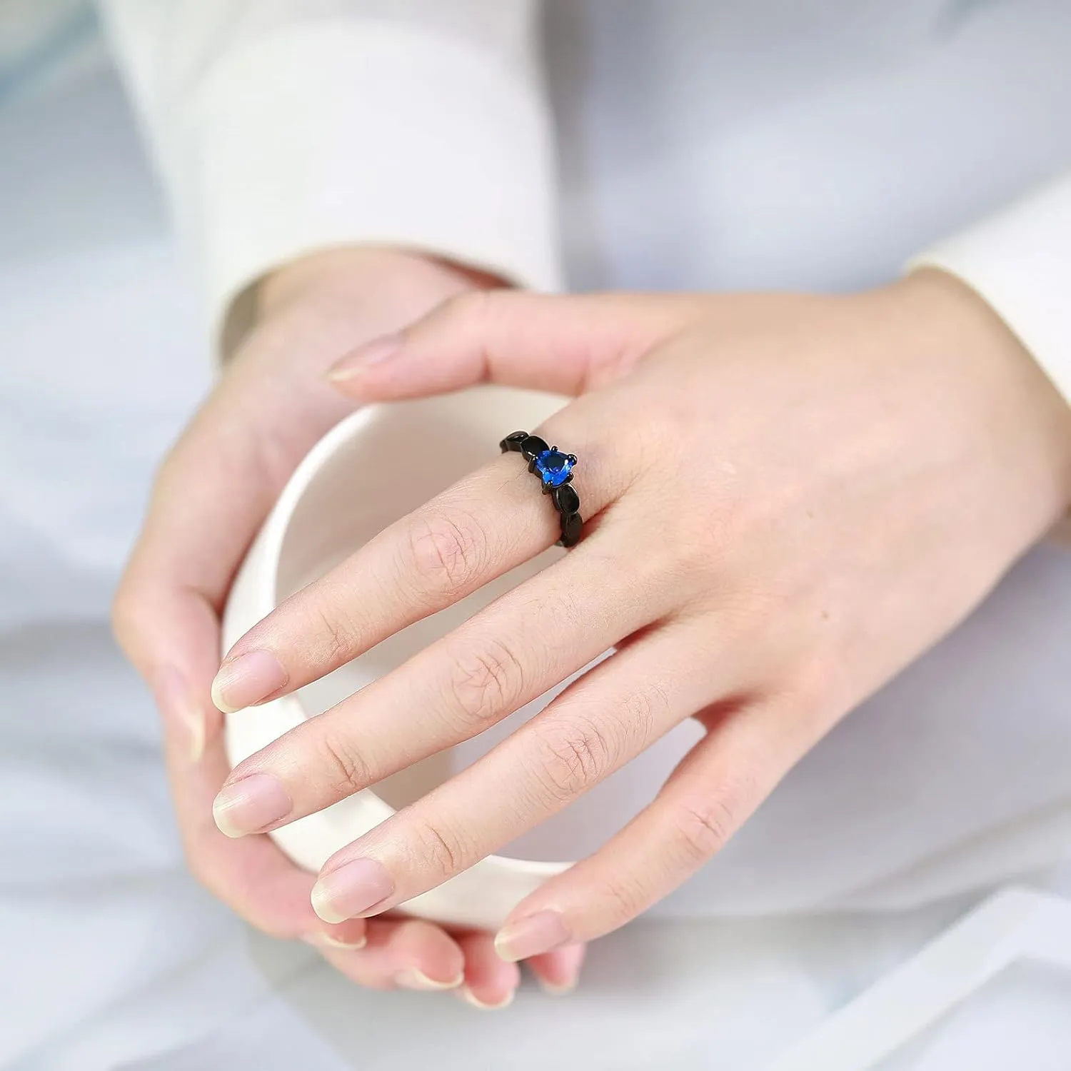 2 PCS Matching Couples Rings Personalized Promise Rings for Couples Custom His and Hers Black Blue Ring Set of 2 Titanium Steel Wedding Bands Anniversary Rings for Men Women