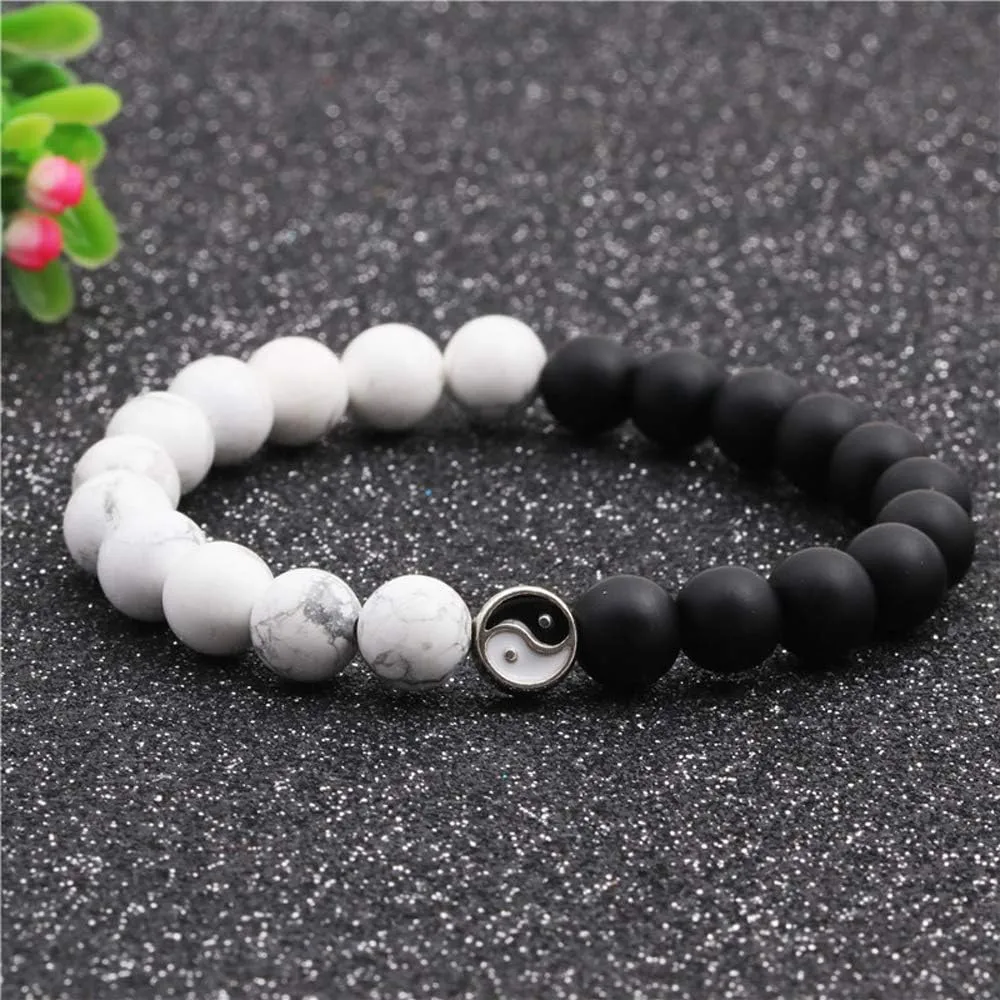 Fashion Men Women Taiji Yin Yang Feng Shui Charm Bracelet Natural White Turquoise and Black Beaded Couple Bracelets Friendship Distance Bracelet Jewelry