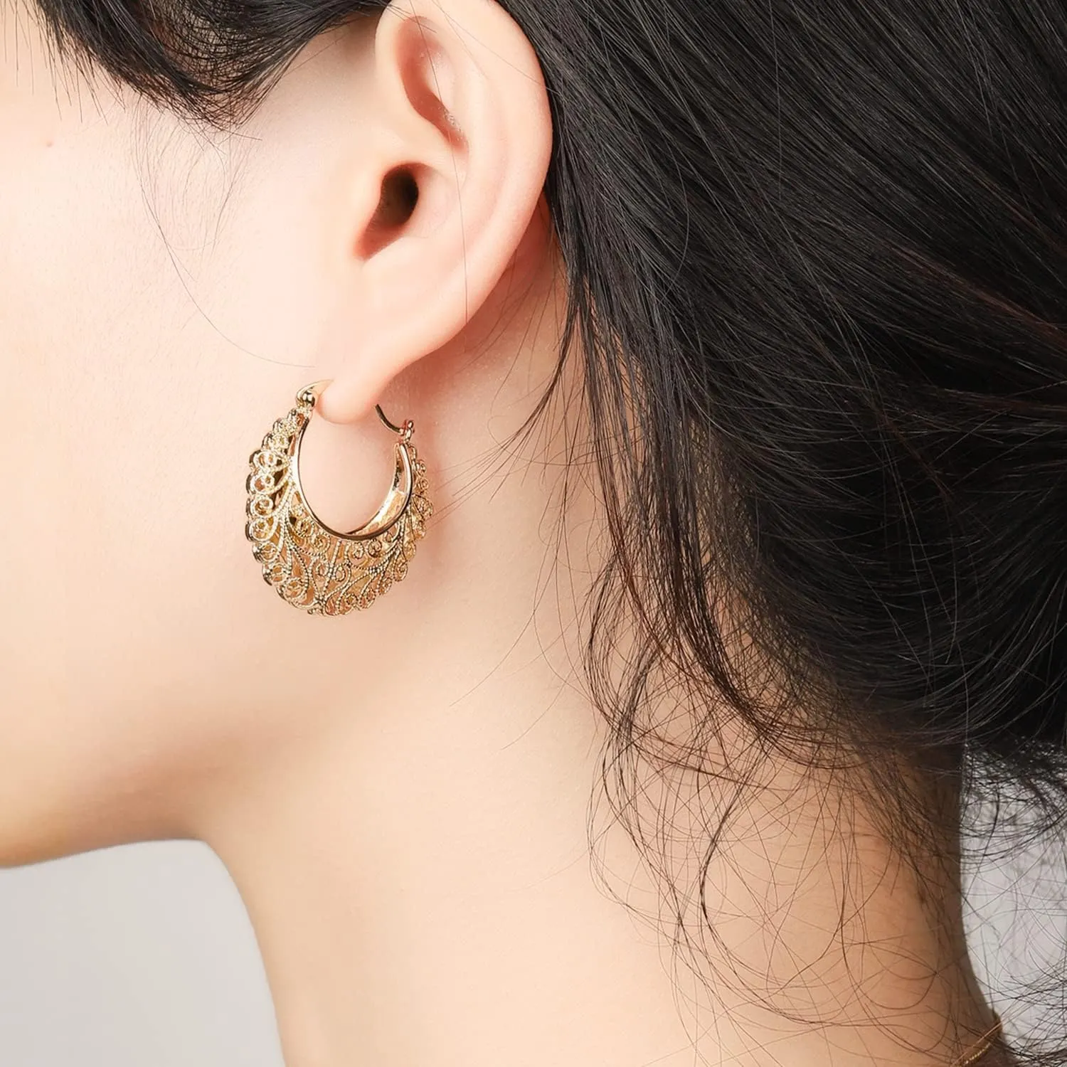 Filigree Earrings,XILAZAB Vintage Filigree Hoop Earrings Oval Hollowed Gold Plated Dangle Earrings Click-Top Boho Yellow Fashion Earrings for Women