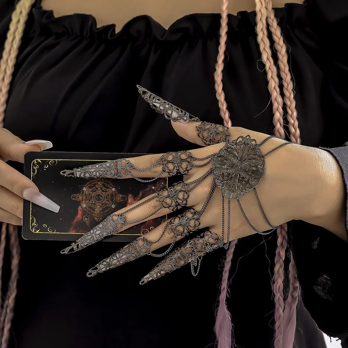 Finger Nails Tip Claw Bracelet Gothic Vintage Witch Finger Hollow Rings Bracelet Costume Belly Dance Hand Chain Indian Bracelet for Halloween Masquerade Cosplay Costume Jewelry