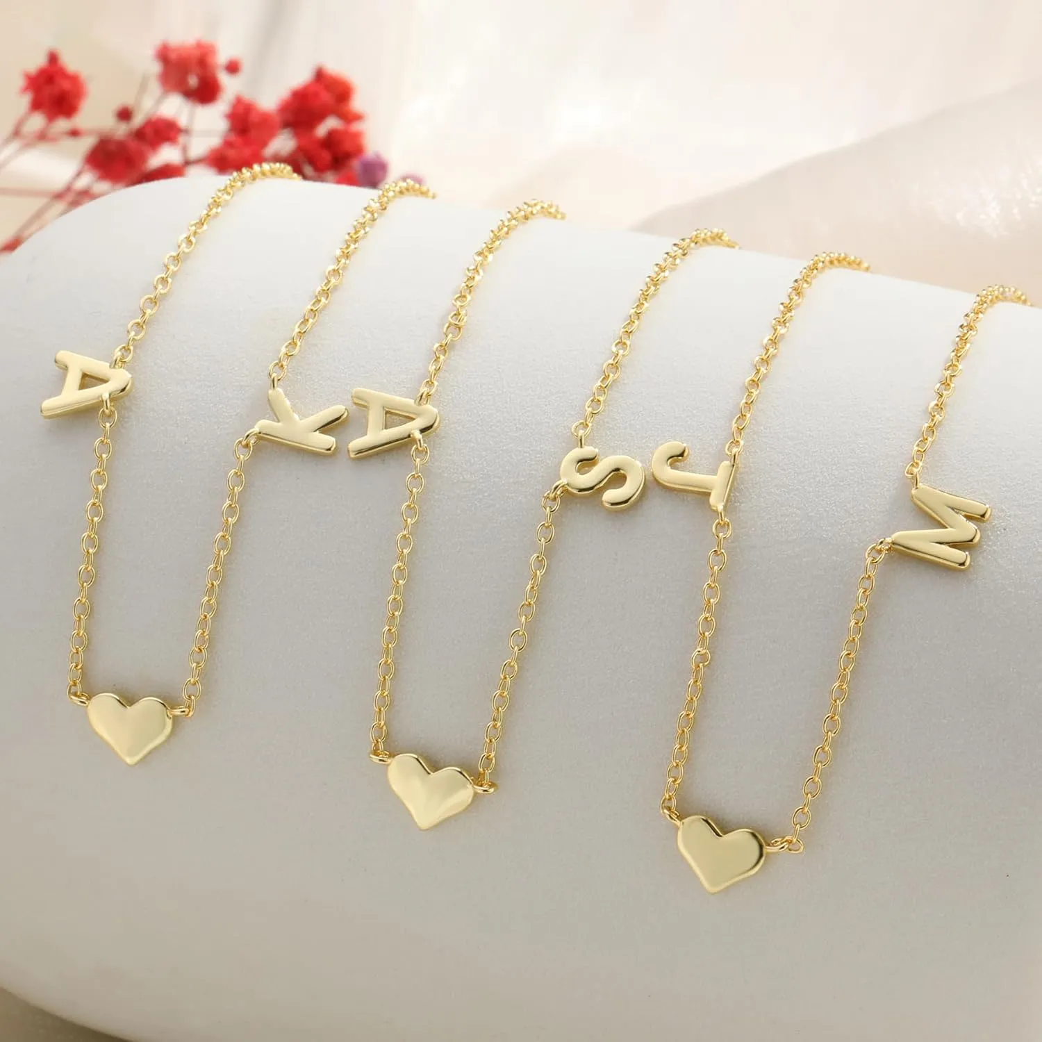 Gold Heart Initial Necklaces for Women 14K Gold Plated Dainty Heart A-Z Letter Pendant Necklace Cute Personalized Initial Letter Name Necklace Gold Jewelry Birthday Gifts for Women
