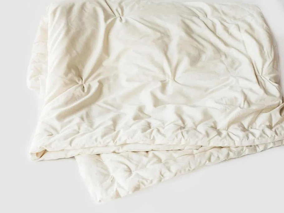 Holy Lamb Organics Dual Weight Comforter