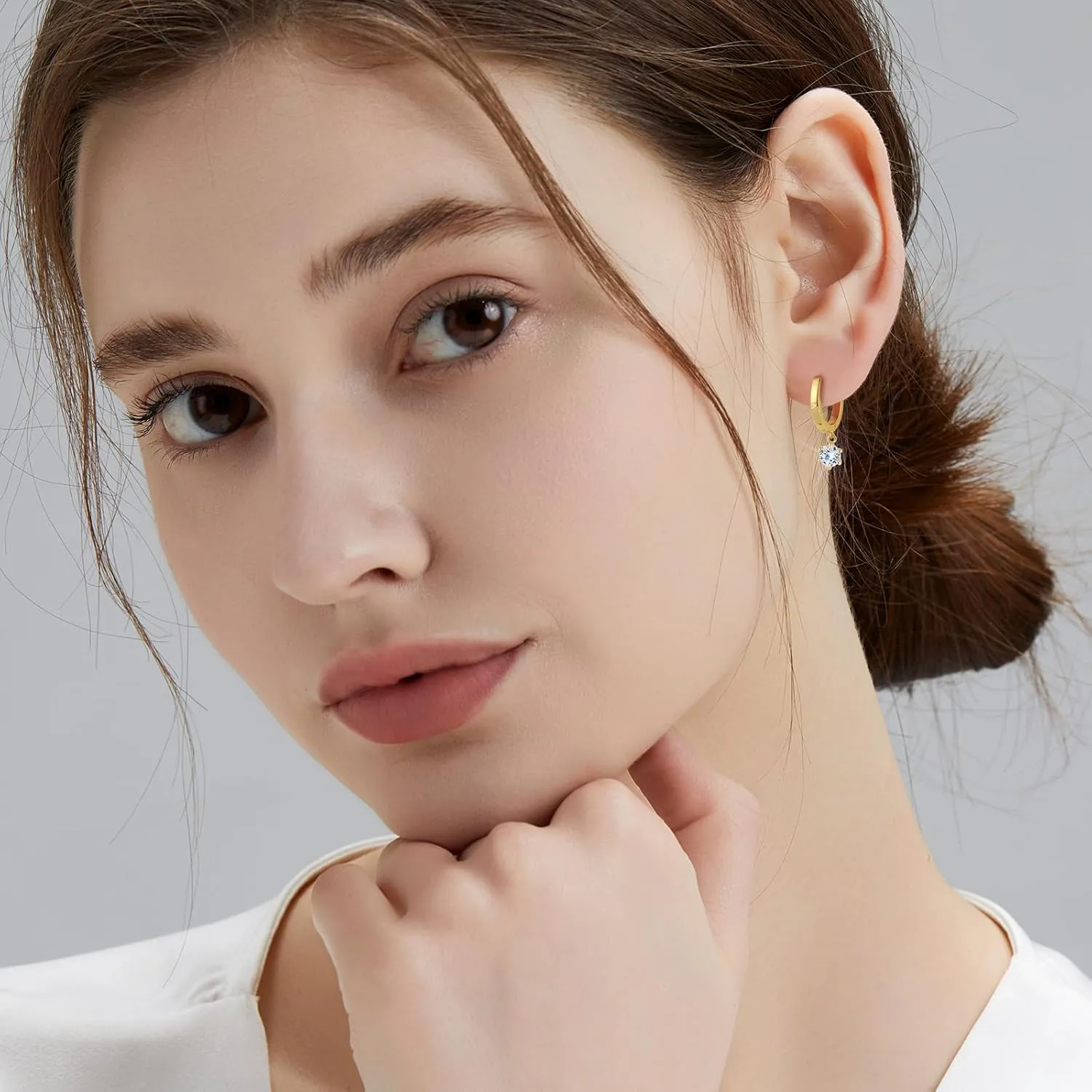 KRKC&CO Gold Huggie Hoop Earrings For Women, 15mm Small Charm Hoop, Diamond/Moissanite Hypoallergenic Dainty Earrings, S925 Sterling Silver, 14K Gold/White Gold Jewelry Gift for Her