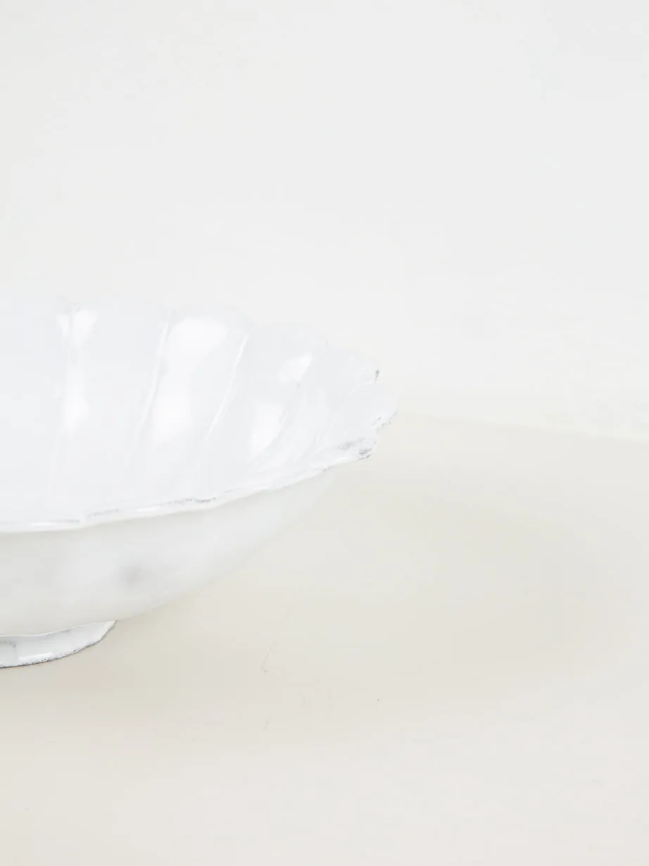 Marguerite Dish on Low Stand
