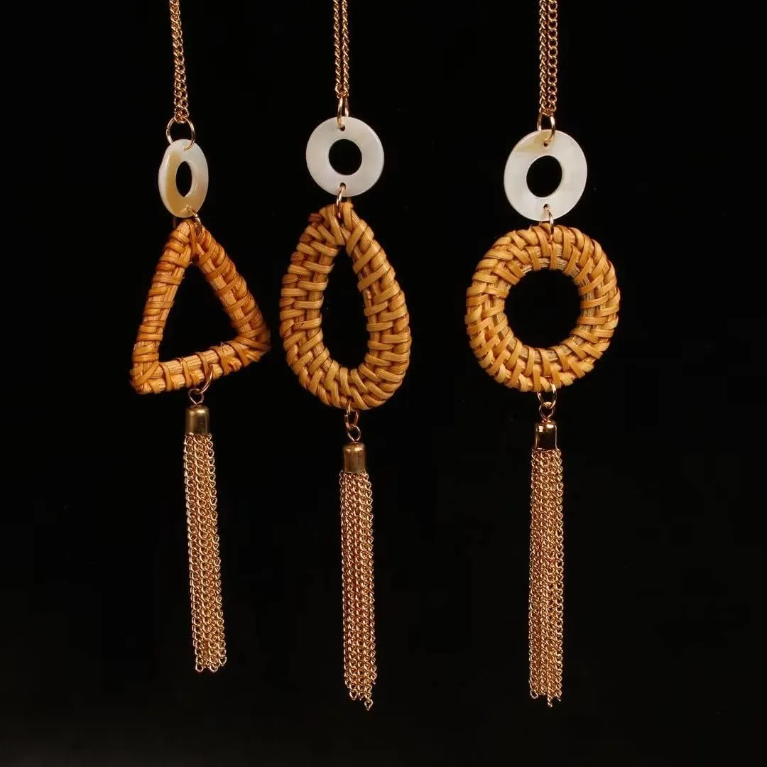 Roe Dolph Rattan Necklace for Women Long Tassel Straw Wicker Rattan Pendant Necklace Braid Round Triangle Teardro Handmade Y Shaped Sweater Chain