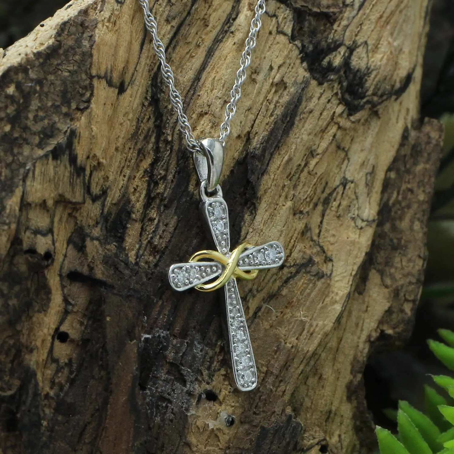 SAVEARTH DIAMONDS 1/10 Carat Lab Created Moissanite Diamond Cross Necklace 14k Gold Plated 925 Sterling Silver Infinity Pendant Religious Jewelry Christian Baptism Gift (0.10 Cttw, Color- G-H, VVS1) Jewelry for Women