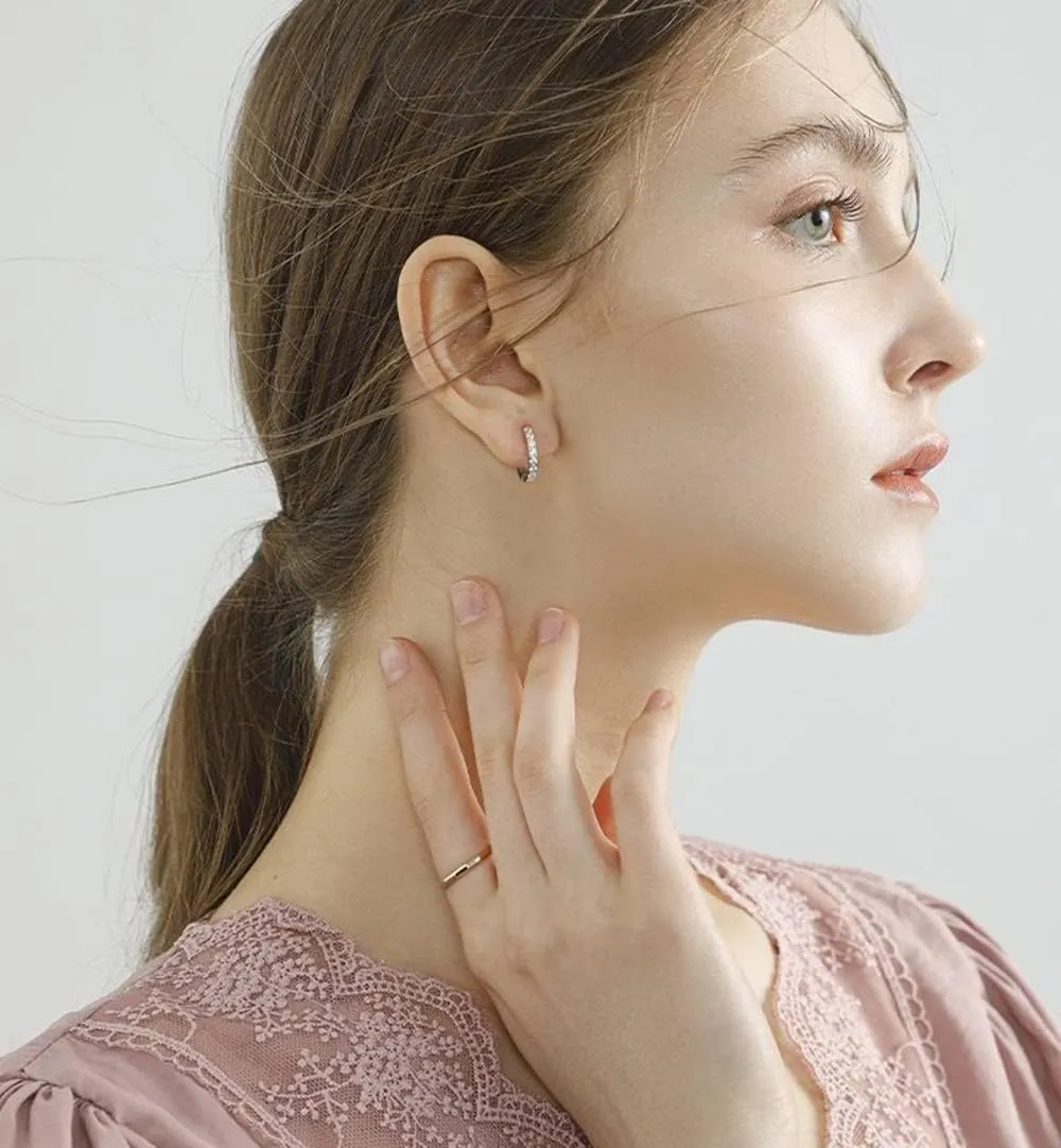 Tiny Small Cubic Zirconia Mini Hoop Earrings Real 925 Sterling Silver for Cartilage Tragus Pierced Sleeper Cuff Women Teen Girls 2nd Hole Round Hinged Huggie Hoops Dainty Fashion Jewelry Gifts Hypoallergenic 6mm/8mm/10mm