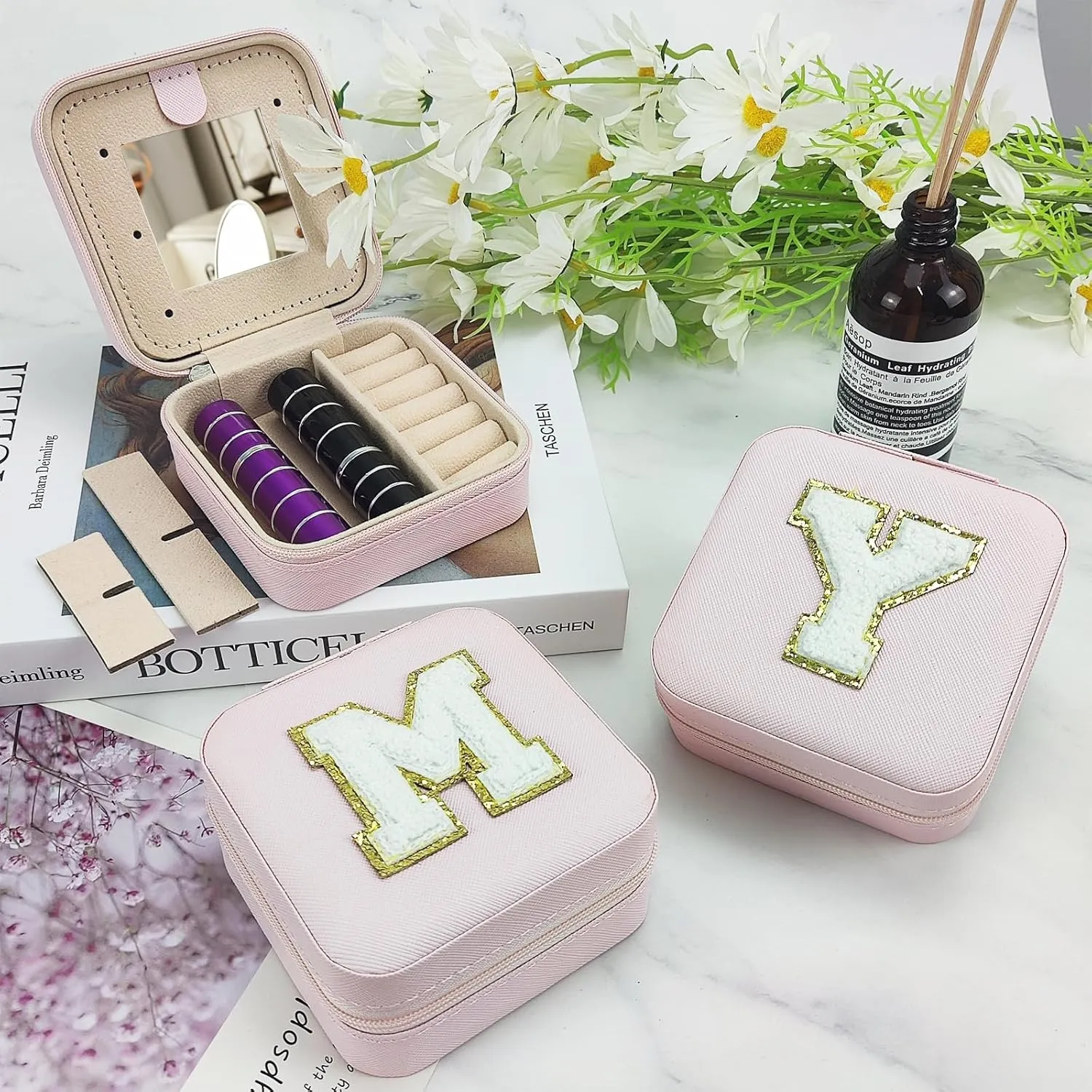 Travel Jewelry Case Organizer, Gifts for Women Teen Girls Initial Jewelry box with Mirror Vacation Beach Essentials Ring Necklace Earring Organizer Box (F)