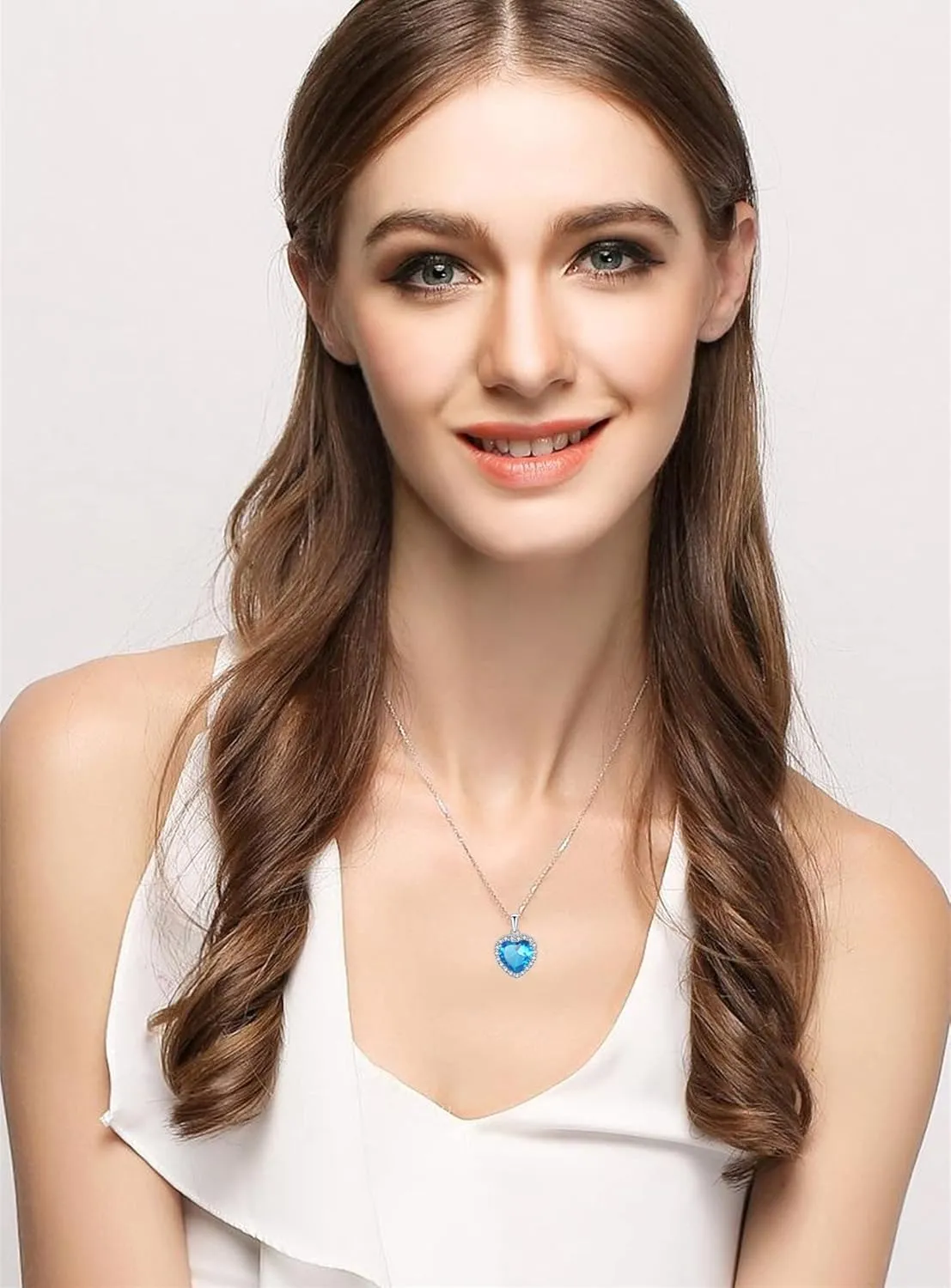 VONSSY Classic Heart Pendant Gemstone Necklace | Crystal Cubic Zirconia Birthstone Ruby Emerald Sapphire Necklace| 18K Platinum Gold Plated Chain | Vintage Meaningful Jewelry Gift for Mother Wife