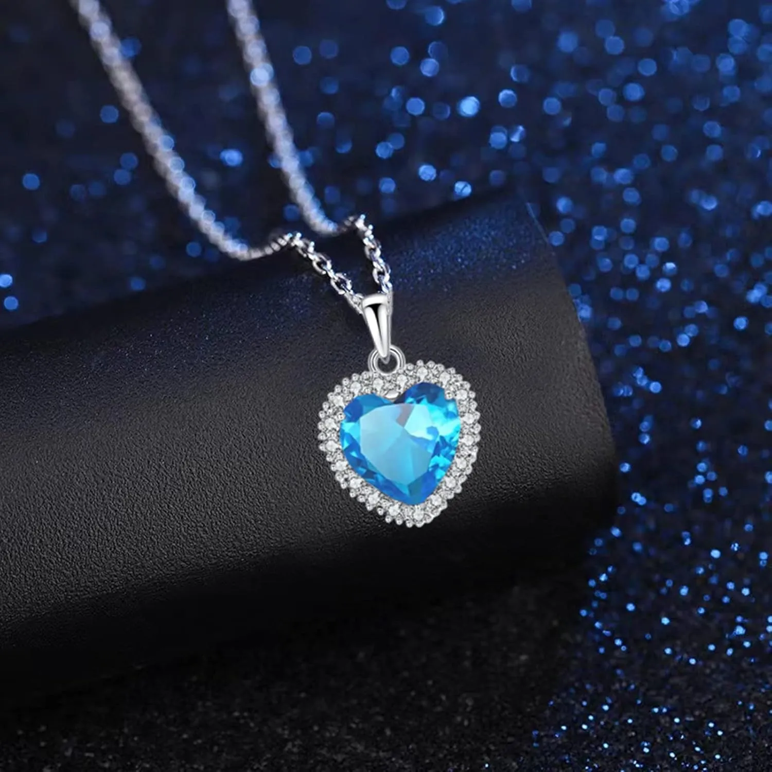 VONSSY Classic Heart Pendant Gemstone Necklace | Crystal Cubic Zirconia Birthstone Ruby Emerald Sapphire Necklace| 18K Platinum Gold Plated Chain | Vintage Meaningful Jewelry Gift for Mother Wife